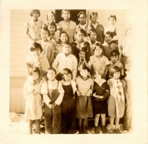 Courtesy of the Smith Family Historic photograph collection – PM 2005-020-0073 – Pratt Museum Photo Archives. For reproduction, questions, and permission outside of Fair Use please contact the Pratt Museum.